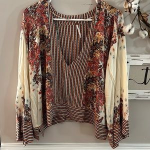 Free People- size L top.
